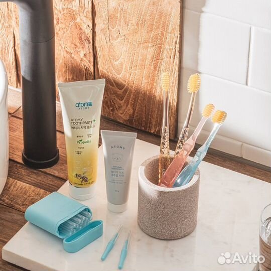 Зубная щетка