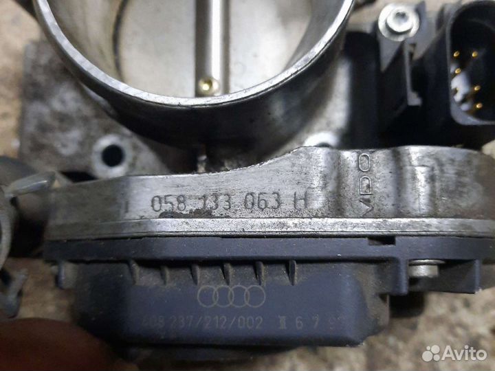 Дроссельная заслонка Volkswagen/Audi