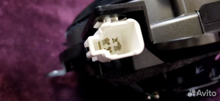 Динамик Lexus Ls600Hl UVF45