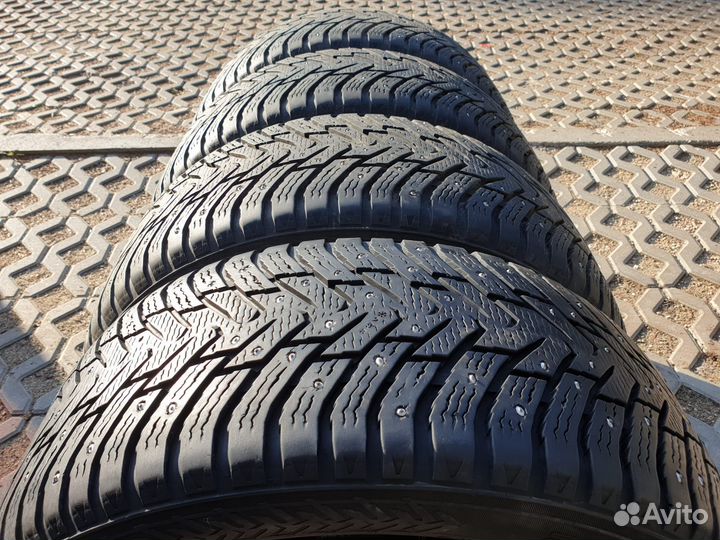 255 50 20 Nokian Hakka 8 SUV XL зимняя резина