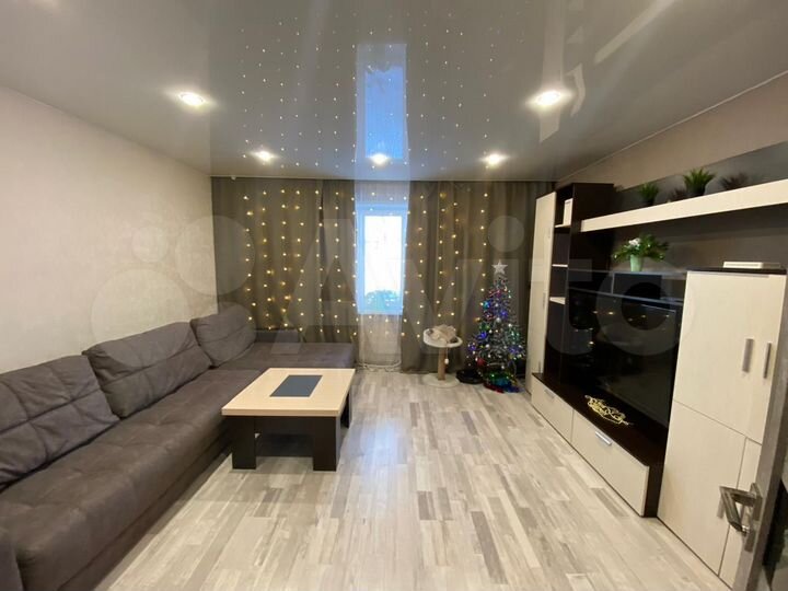 2-к. квартира, 52 м², 1/3 эт.