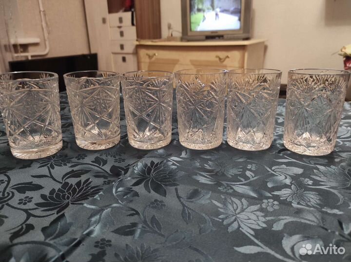 Хрустальные стаканы