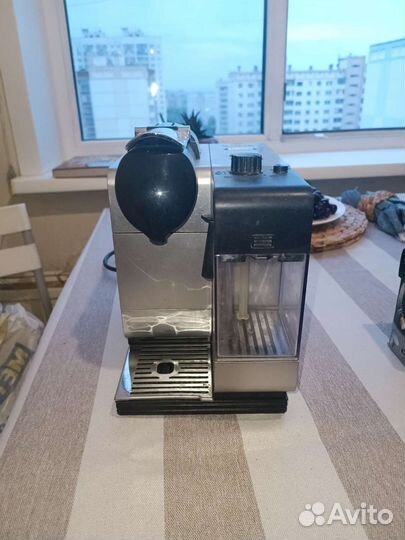 Капсульная кофемашина delonghi nespresso