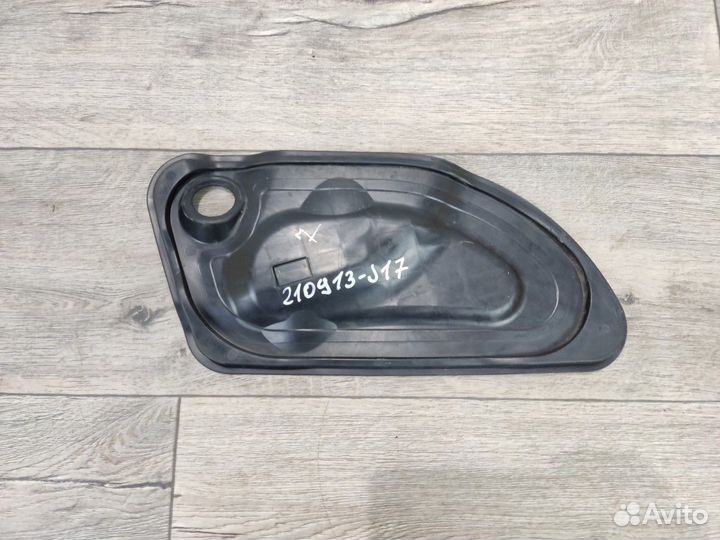 Накладка двери передней левой audi A4 (B8)