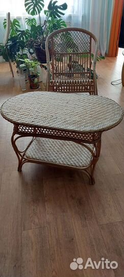 Набор плетеной мебели