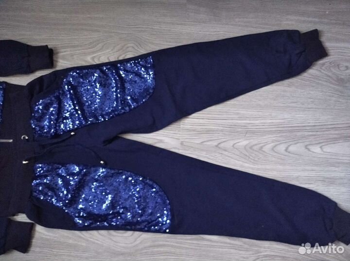 Спортивный костюм новый