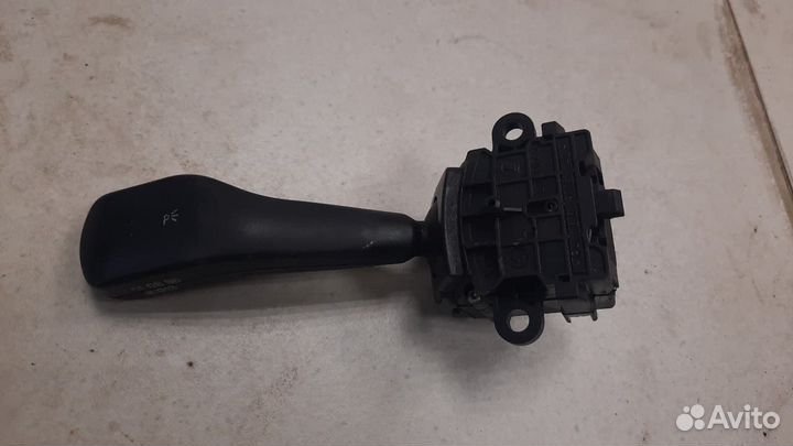 Переключатель подрулевой поворотов BMW 3