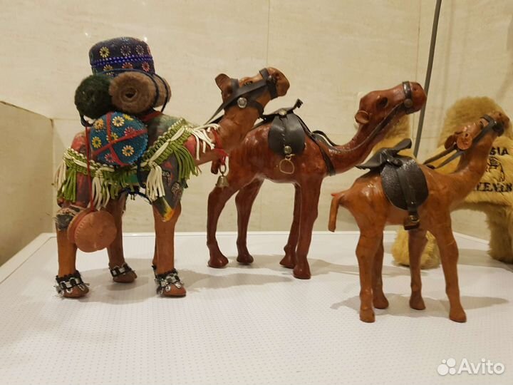 Статуэтка верблюд и лошадь