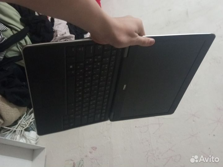 Ноутбук Dell