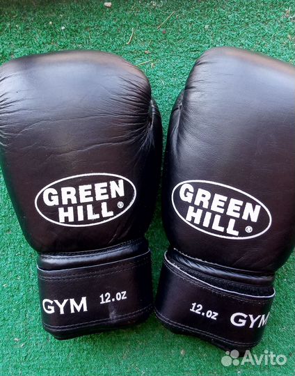 Боксерские перчатки green hill 12 oz