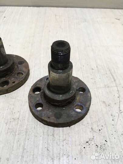 Цапфа задняя Skoda Fabia 2