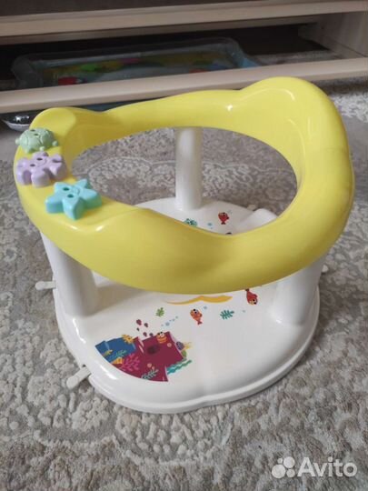 Стульчик для купания новый