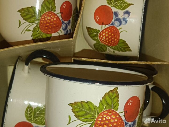 Кружки эмалированные