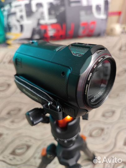 Видеокамера Panasonic HC-V770