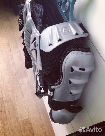 Черепаха Acerbis вело/мото/сноуборд