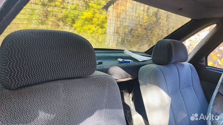 Подголовники задние ваз 2110