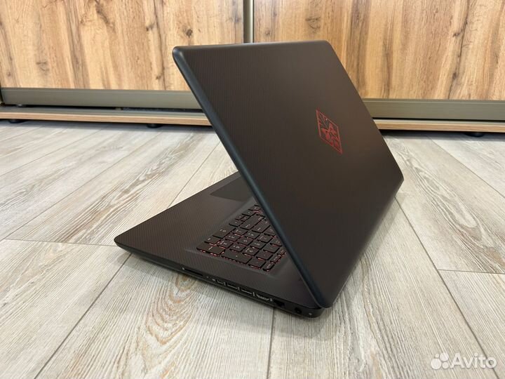 Геймерский HP omen 17-W205TX (core I7+GTX1060 6GB)