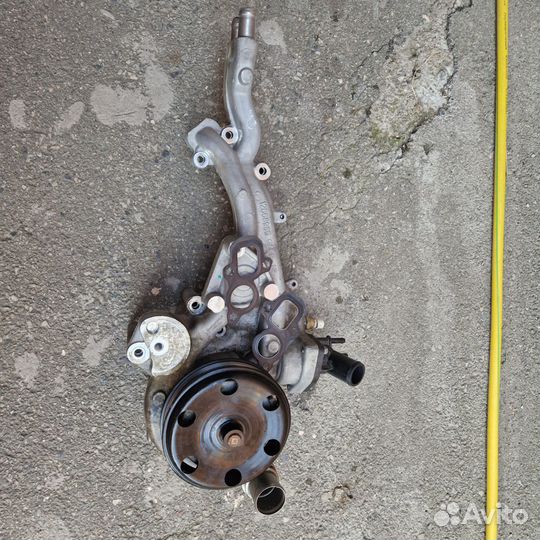 Корпус помпы кадилак эскалейд