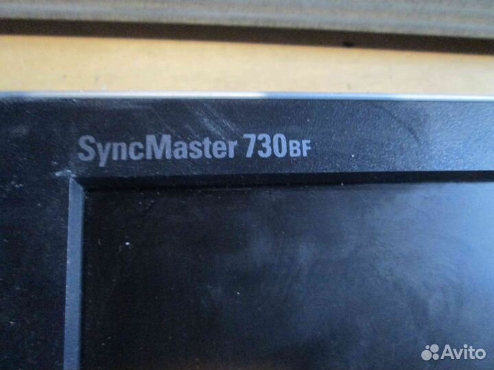 Samsung SyncMaster 730BF 17