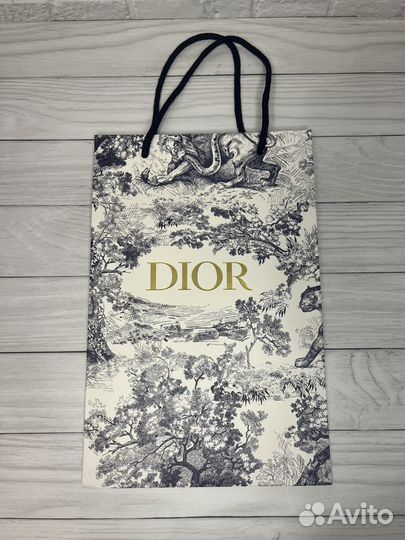 Блокнот Dior в золотом цвете