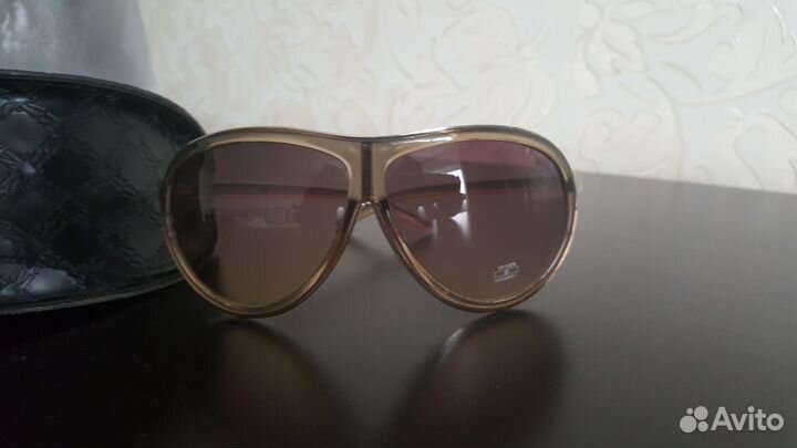 Очки солнцезащитные см. Фото