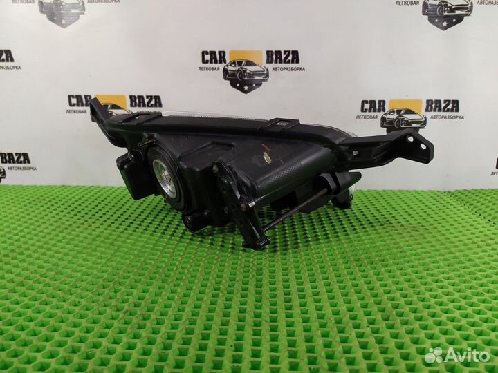 Фара противотуманная передняя правая R