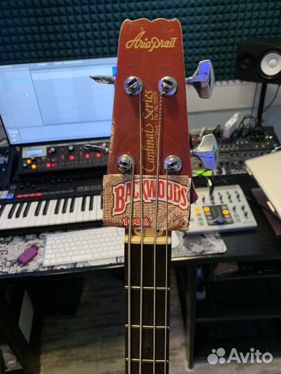 Бас гитара Aria pro ii csb 300