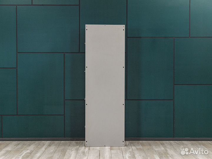 Металлический шкаф