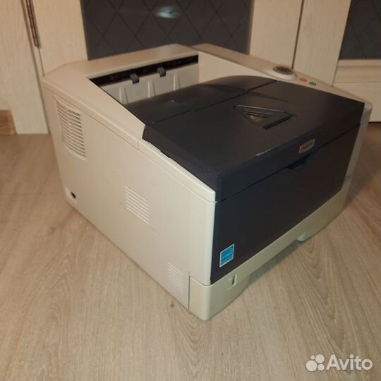 Чepнo-белый cетевой принтeр A4