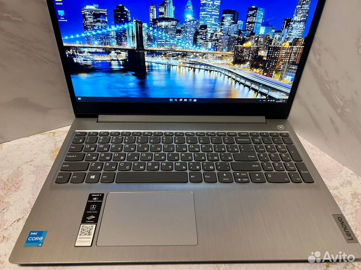 Шустрый ноутбук Lenovo Core 11th/Full HD/SSD