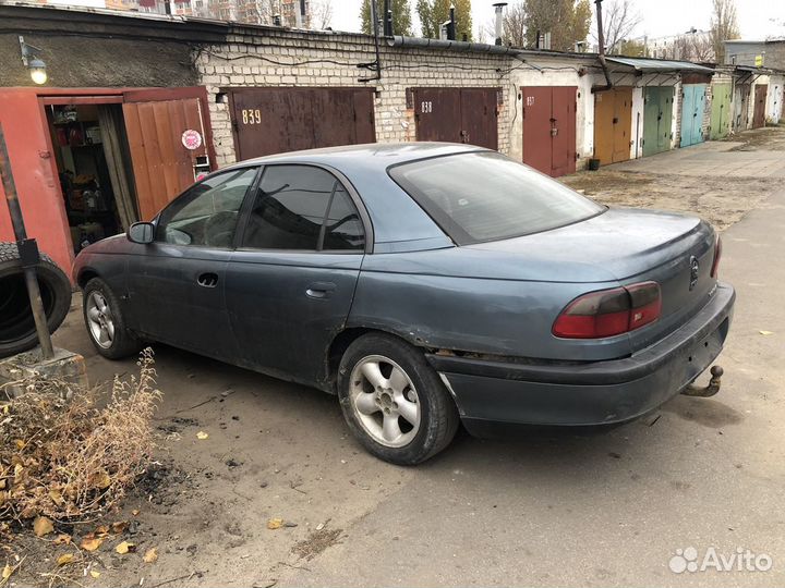 Фонари Omega B