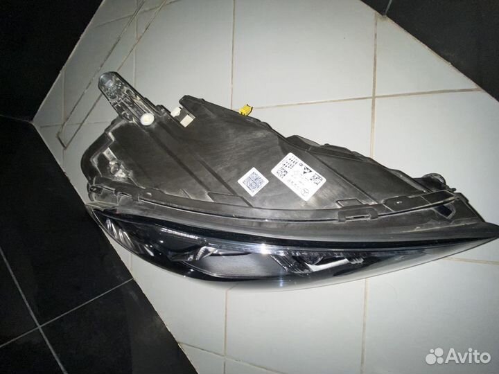 Mercedes GLS фара