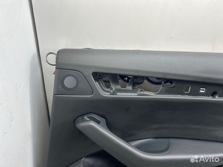 Дверная карта задняя Audi Q5 8R 2.0 CDN 2010