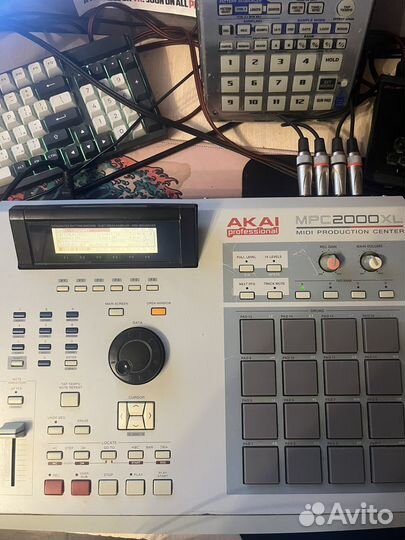 Akai Mpc 2000xl