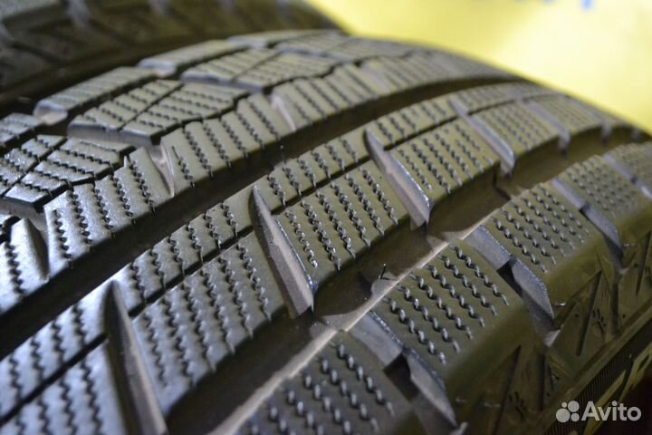 Greenland 686 205/60 R16