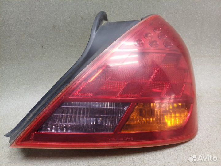 Фонарь задний правый Nissan Teana J31 2.3 VQ23DE