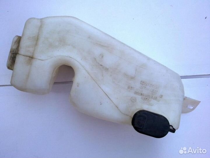 Бачок омывателя Renault Logan 1