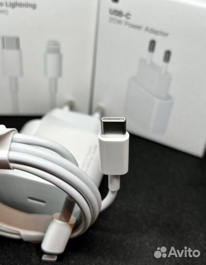 Адаптер/кабель на iPhone 20W USB-C lightning
