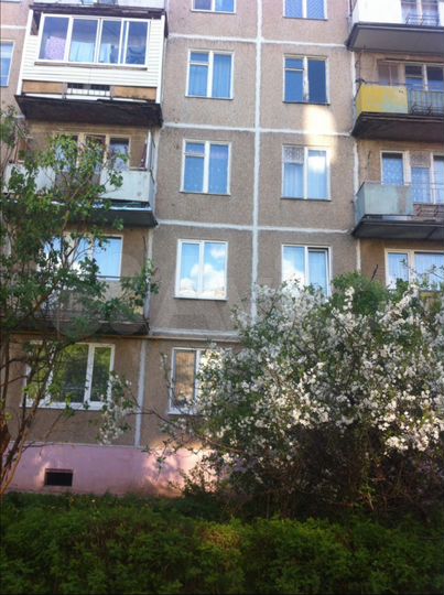 Комната 13 м² в 2-к., 2/5 эт.