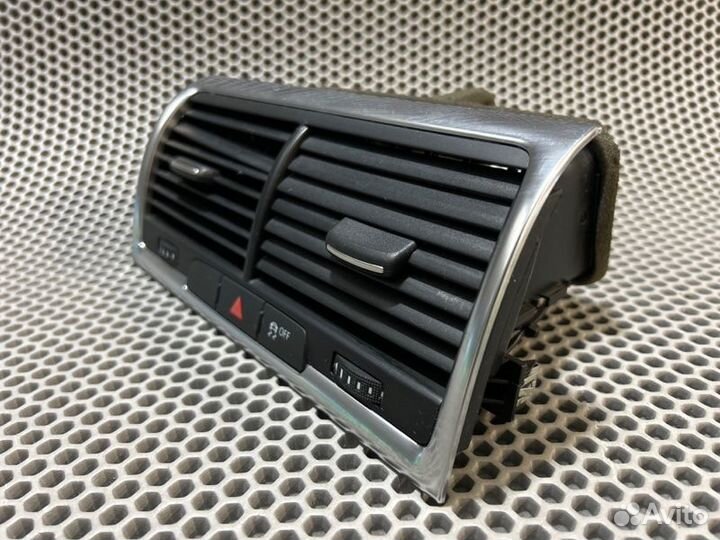 Дефлектор воздушный Audi Q7 4L 3.0 tfsi 2012