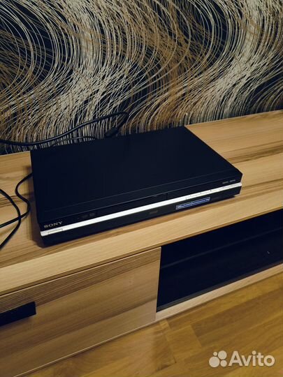 Dvd рекордер Sony RDR-HX780