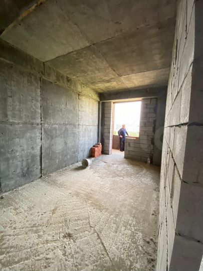 2-к. квартира, 65 м², 9/15 эт.