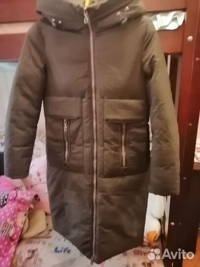 Пуховик зимний женский 42