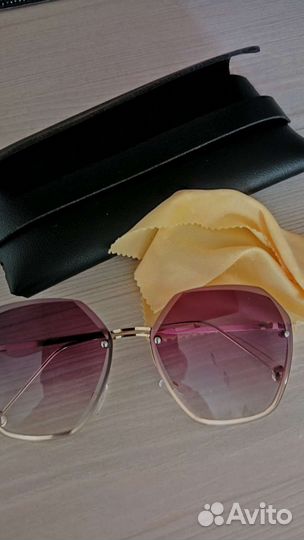 Солнцезащитные очки женские