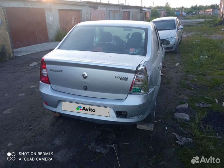 Renault Logan 1.6 МТ, 2012, битый, 165 000 км