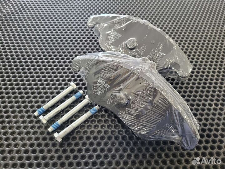 Колодки тормозные w204 w212