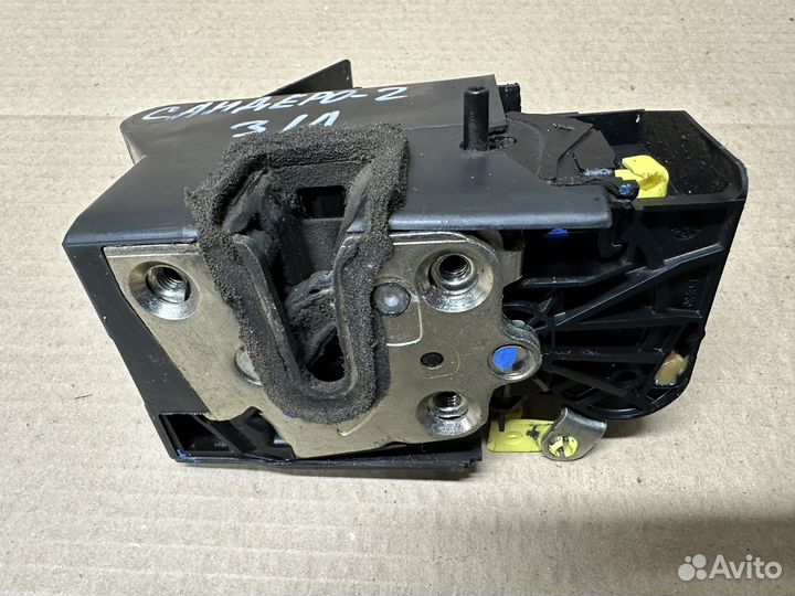 Замок задней левой двери Renault Sandero 2