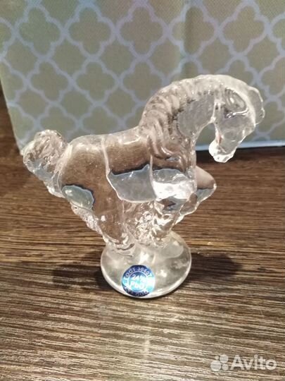 Хрустальные статуэтки