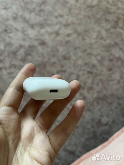 Беспроводные наушники apple airpods
