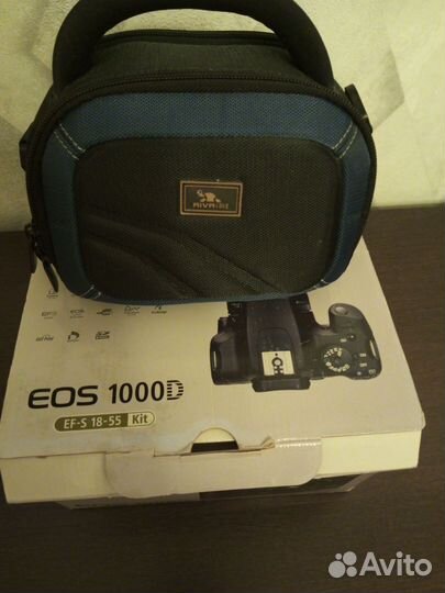 Зеркальный фотоаппарат